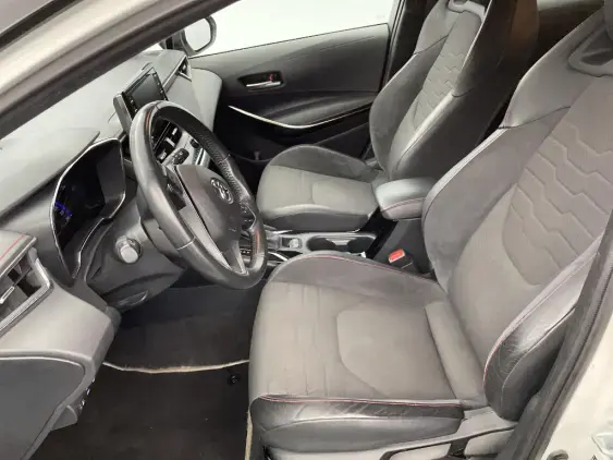 TOYOTA COROLLA TOURING SPT X - voiture d'occasion - Photo 18