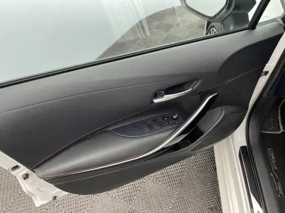 TOYOTA COROLLA TOURING SPT X - voiture d'occasion - Photo 19