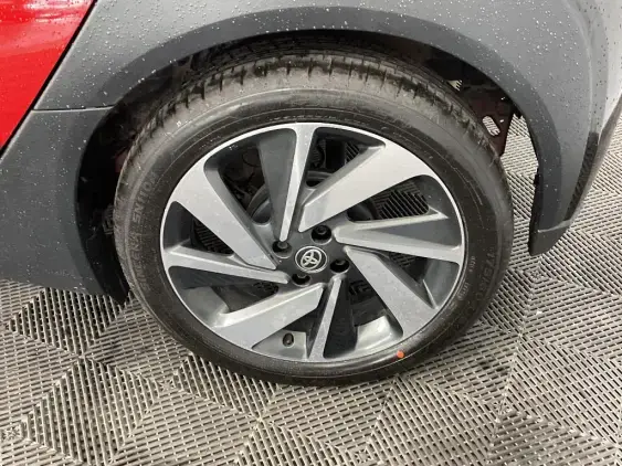 TOYOTA AYGO X - voiture d'occasion - Photo 24