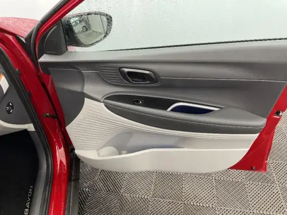 HYUNDAI BAYON - voiture d'occasion - Photo 20