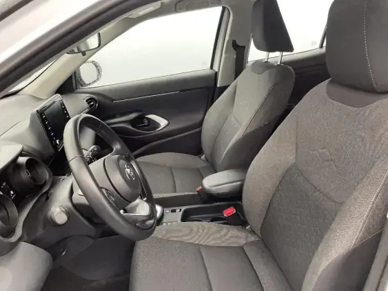 TOYOTA YARIS CROSS I - voiture d'occasion - Photo 18