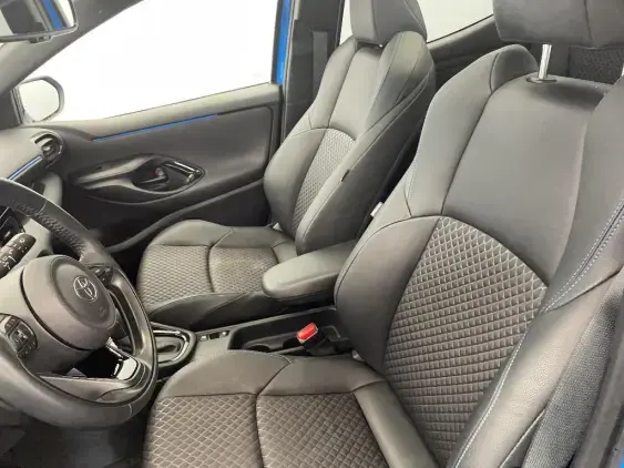 TOYOTA YARIS IV - voiture d'occasion - Photo 18