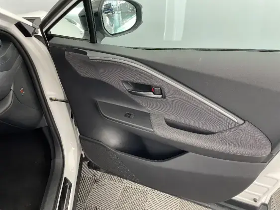 TOYOTA C-HR II - voiture d'occasion - Photo 20