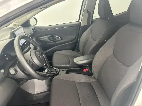 TOYOTA YARIS IV - voiture d'occasion - Photo 18