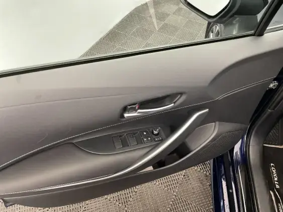 TOYOTA COROLLA TOURING SPT X - voiture d'occasion - Photo 19