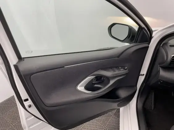 TOYOTA YARIS IV - voiture d'occasion - Photo 19