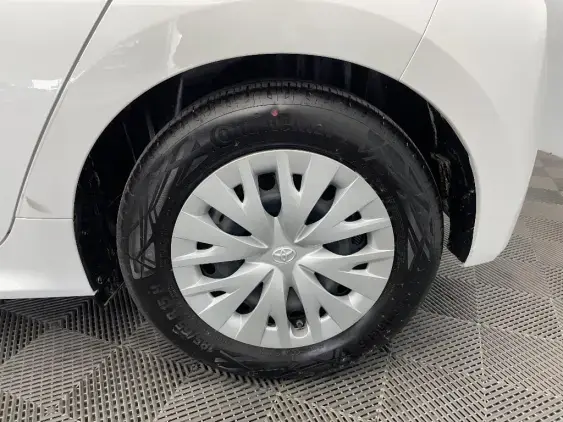 TOYOTA YARIS IV - voiture d'occasion - Photo 24