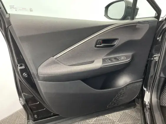 TOYOTA C-HR II - voiture d'occasion - Photo 19