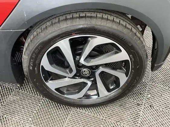 TOYOTA AYGO X - voiture d'occasion - Photo 24