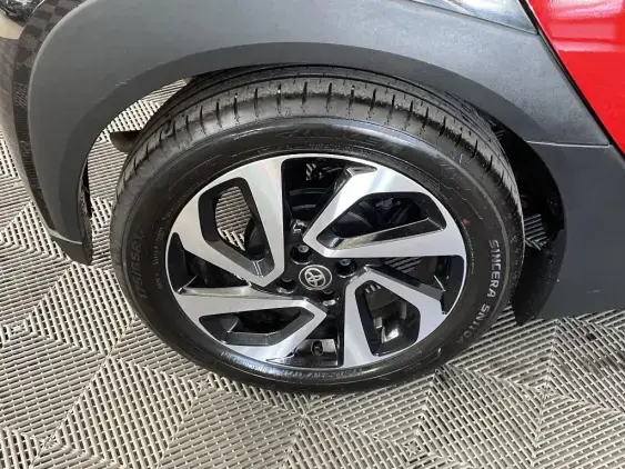 TOYOTA AYGO X - voiture d'occasion - Photo 25