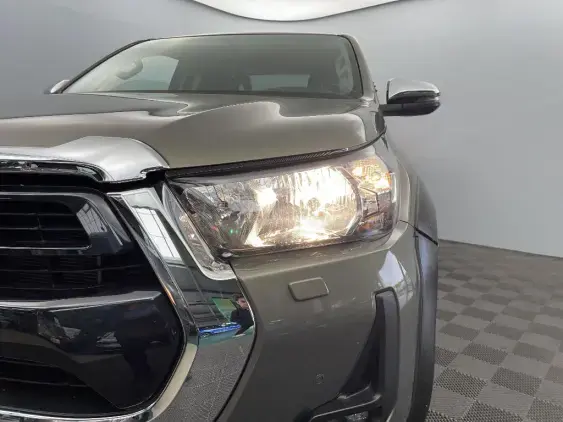 TOYOTA HILUX VIII - voiture d'occasion - Photo 22