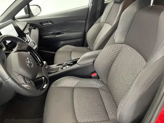 TOYOTA C-HR - voiture d'occasion - Photo 18