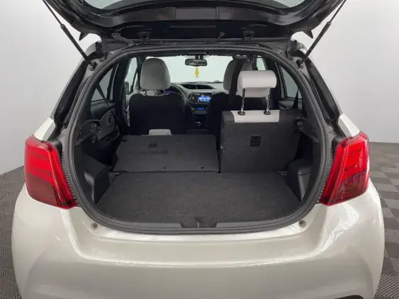 TOYOTA YARIS III - voiture d'occasion - Photo 16