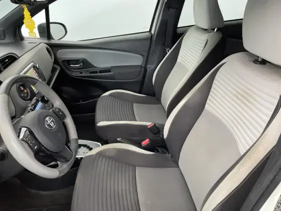 TOYOTA YARIS III - voiture d'occasion - Photo 18