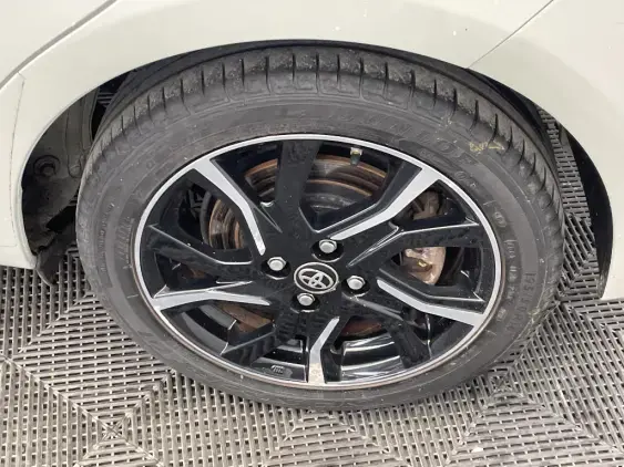 TOYOTA YARIS III - voiture d'occasion - Photo 24