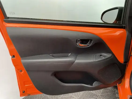 TOYOTA AYGO II - voiture d'occasion - Photo 19