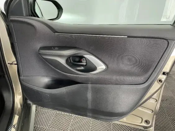 TOYOTA YARIS IV - voiture d'occasion - Photo 20