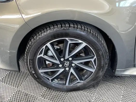 TOYOTA YARIS IV - voiture d'occasion - Photo 23