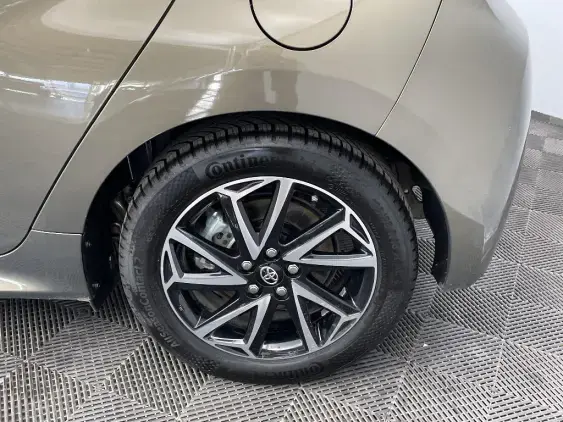 TOYOTA YARIS IV - voiture d'occasion - Photo 24