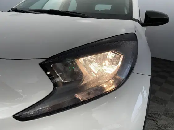 TOYOTA AYGO X - voiture d'occasion - Photo 22