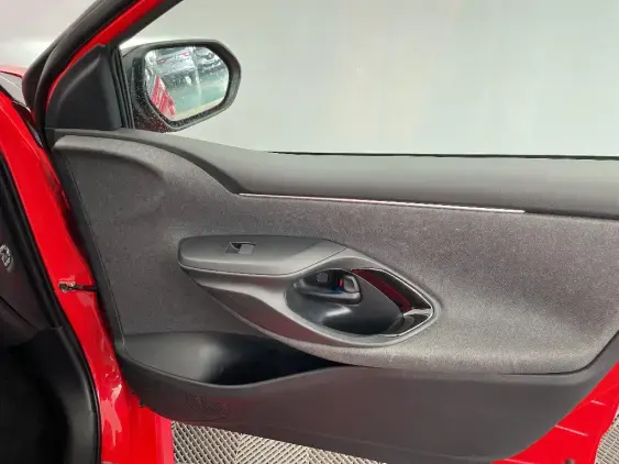 TOYOTA YARIS IV - voiture d'occasion - Photo 20