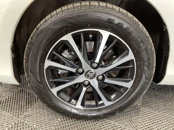 TOYOTA YARIS III - voiture d'occasion - Photo 23