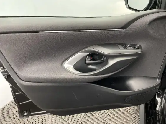 TOYOTA YARIS IV - voiture d'occasion - Photo 19