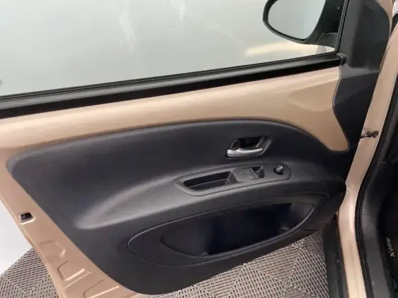 TOYOTA AYGO X - voiture d'occasion - Photo 18