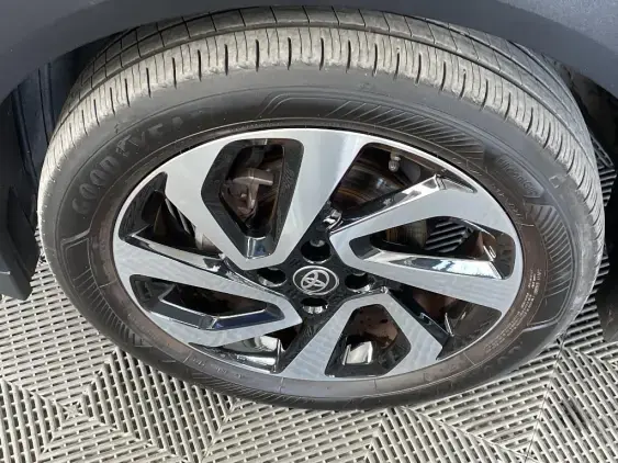 TOYOTA AYGO X - voiture d'occasion - Photo 22