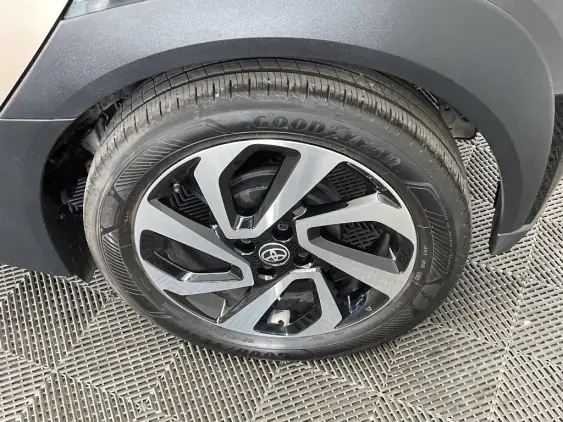 TOYOTA AYGO X - voiture d'occasion - Photo 23