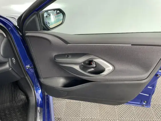 TOYOTA YARIS IV - voiture d'occasion - Photo 20