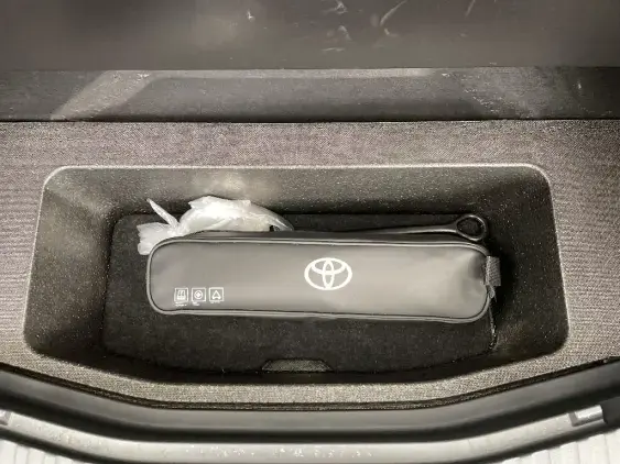 TOYOTA BZ4X - voiture d'occasion - Photo 17