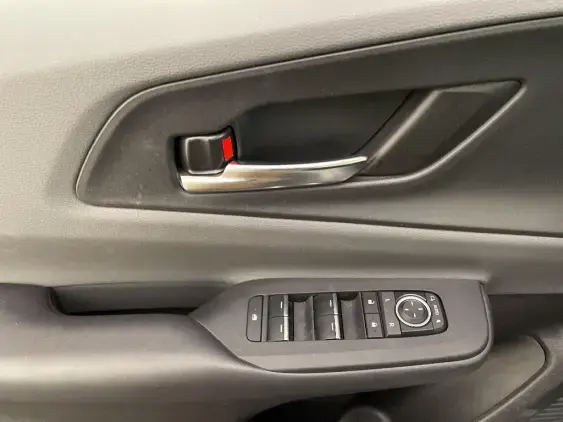 TOYOTA PRIUS V - voiture d'occasion - Photo 17