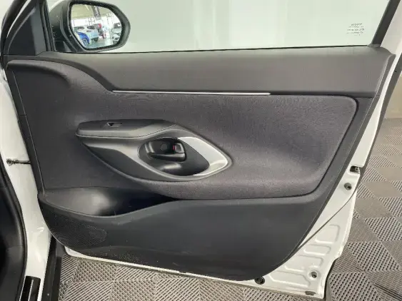 TOYOTA YARIS CROSS I - voiture d'occasion - Photo 20