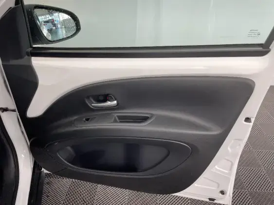 TOYOTA AYGO X - voiture d'occasion - Photo 20