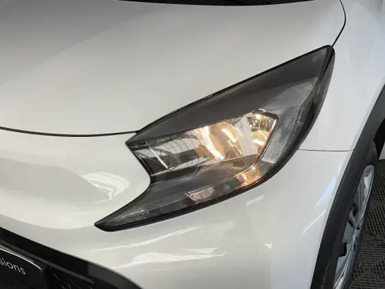 TOYOTA AYGO X - voiture d'occasion - Photo 22