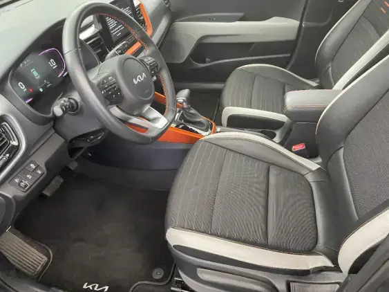 KIA STONIC - voiture d'occasion - Photo 18