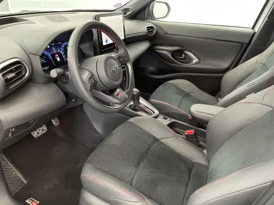 TOYOTA YARIS CROSS I - voiture d'occasion - Photo 18