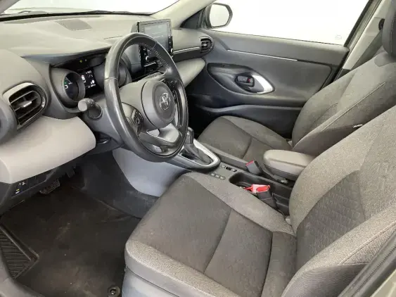 TOYOTA YARIS CROSS I - voiture d'occasion - Photo 18