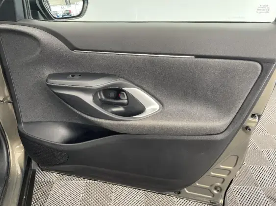 TOYOTA YARIS CROSS I - voiture d'occasion - Photo 20