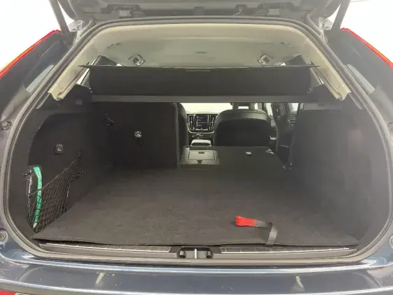 VOLVO XC60 II - voiture d'occasion - Photo 16