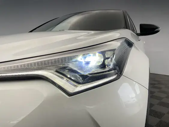 TOYOTA C-HR - voiture d'occasion - Photo 22
