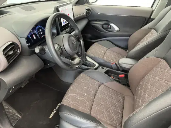 TOYOTA YARIS CROSS I - voiture d'occasion - Photo 18