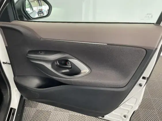 TOYOTA YARIS CROSS I - voiture d'occasion - Photo 20