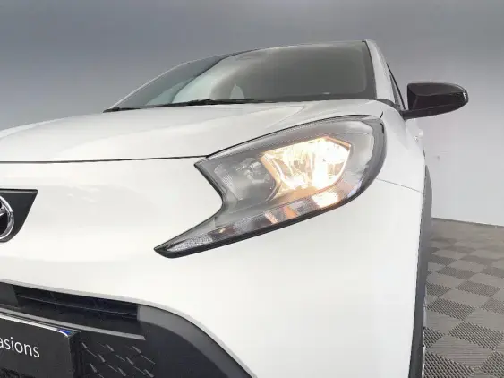 TOYOTA AYGO X - voiture d'occasion - Photo 22