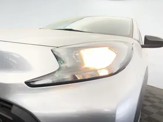 TOYOTA AYGO X - voiture d'occasion - Photo 21