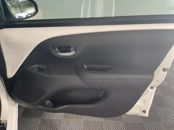TOYOTA AYGO II - voiture d'occasion - Photo 20