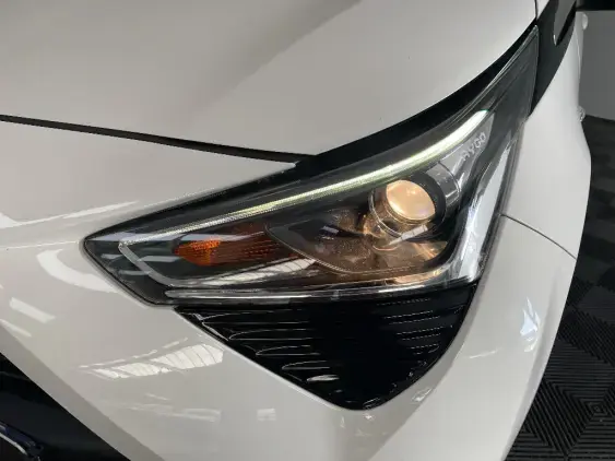 TOYOTA AYGO II - voiture d'occasion - Photo 22