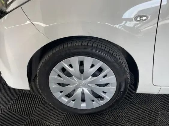 TOYOTA AYGO II - voiture d'occasion - Photo 23