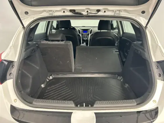 HYUNDAI i30 II - voiture d'occasion - Photo 15